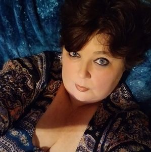 Meet your Posher, Ellen